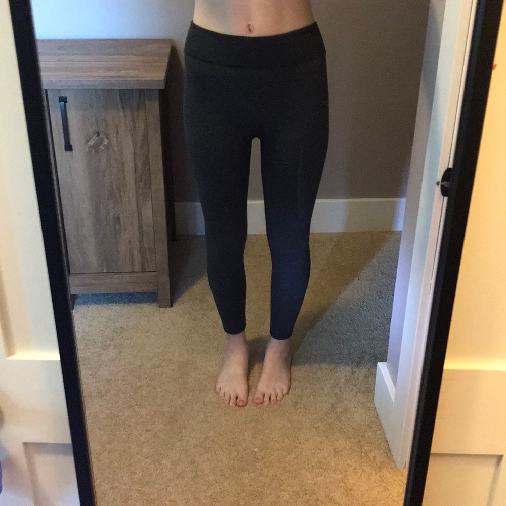 NWOT Dark Gray Fleece-Lined Leggings